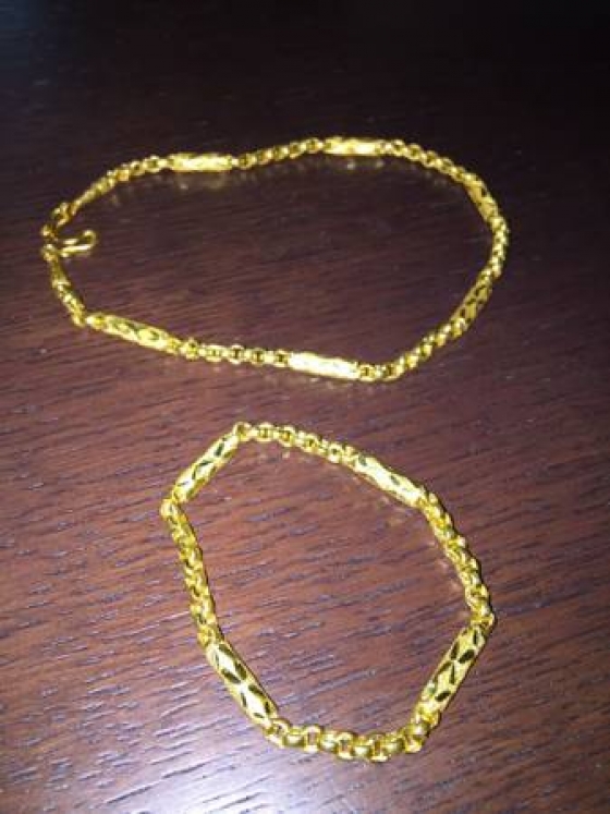 23K SOLID GOLD 17