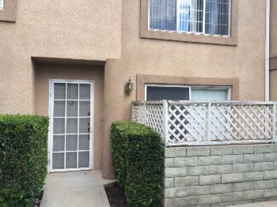 $2,100, 3br, 3br, 3ba Townhome