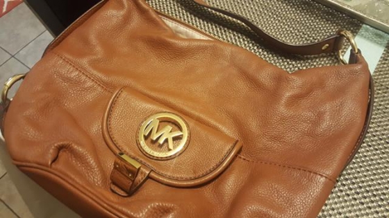 $160, New Authentic leather Michael Kors Purse!