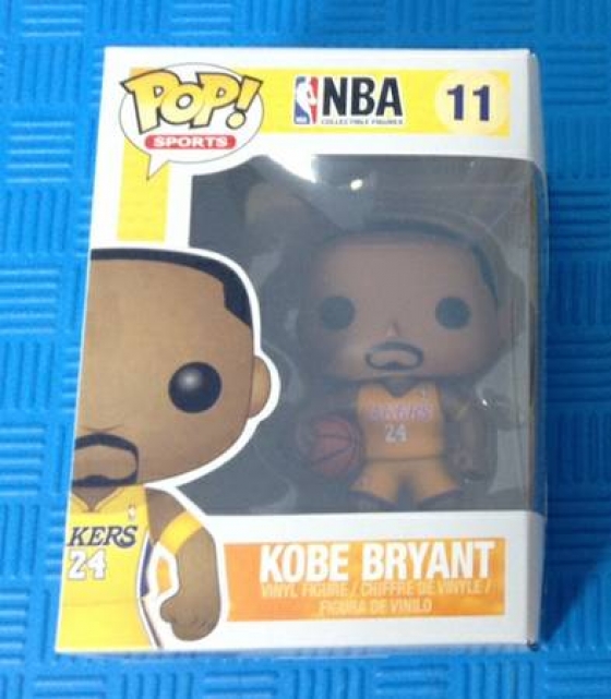 KOBE BRYANT Funko Pop NBA Sports Basketball Collectible LA Lakers 24