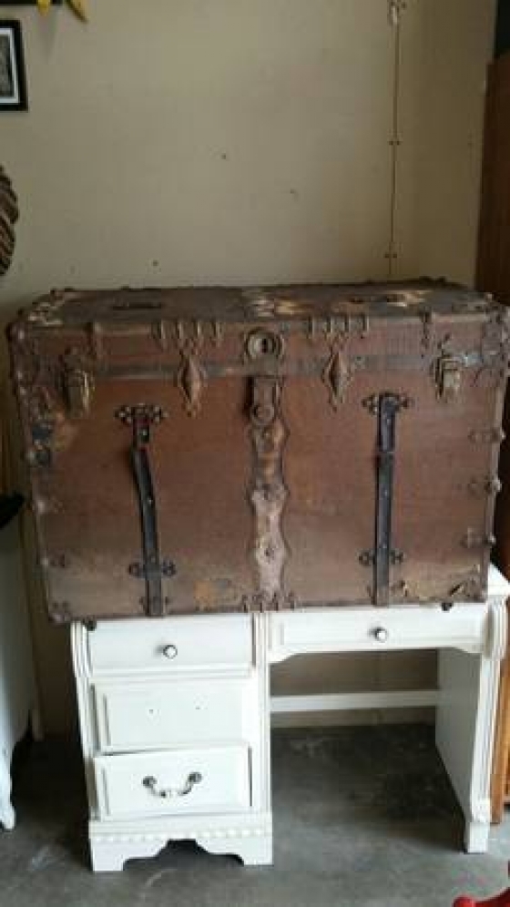 Huge Early 1800\\\'s Plantation Trunk