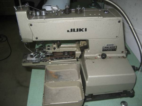 JUKI Button Sewing Machine W/Table